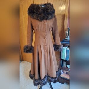 Collectif Pearl Coat- Rust Brown